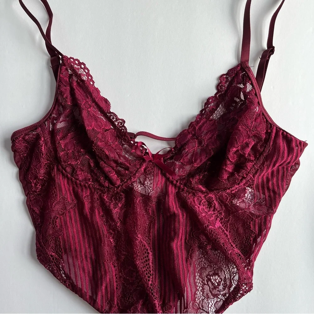 NWT PrettyLittleThing Plum Lace Insert High Leg Cup Bodysuit - Picture 9 of 15